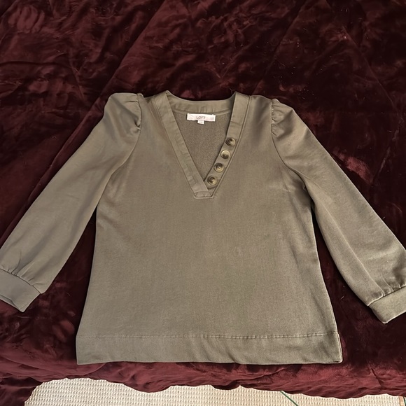 LOFT Green Shirt - Picture 1 of 4